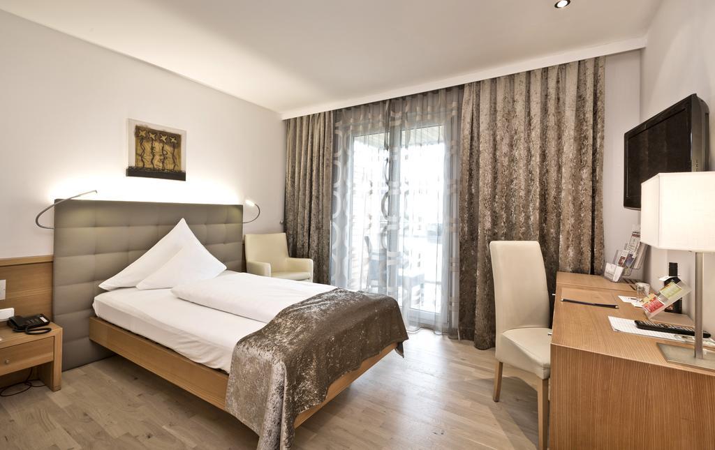 Stadthotel Goldenes Schiff Bad Ischl Δωμάτιο φωτογραφία